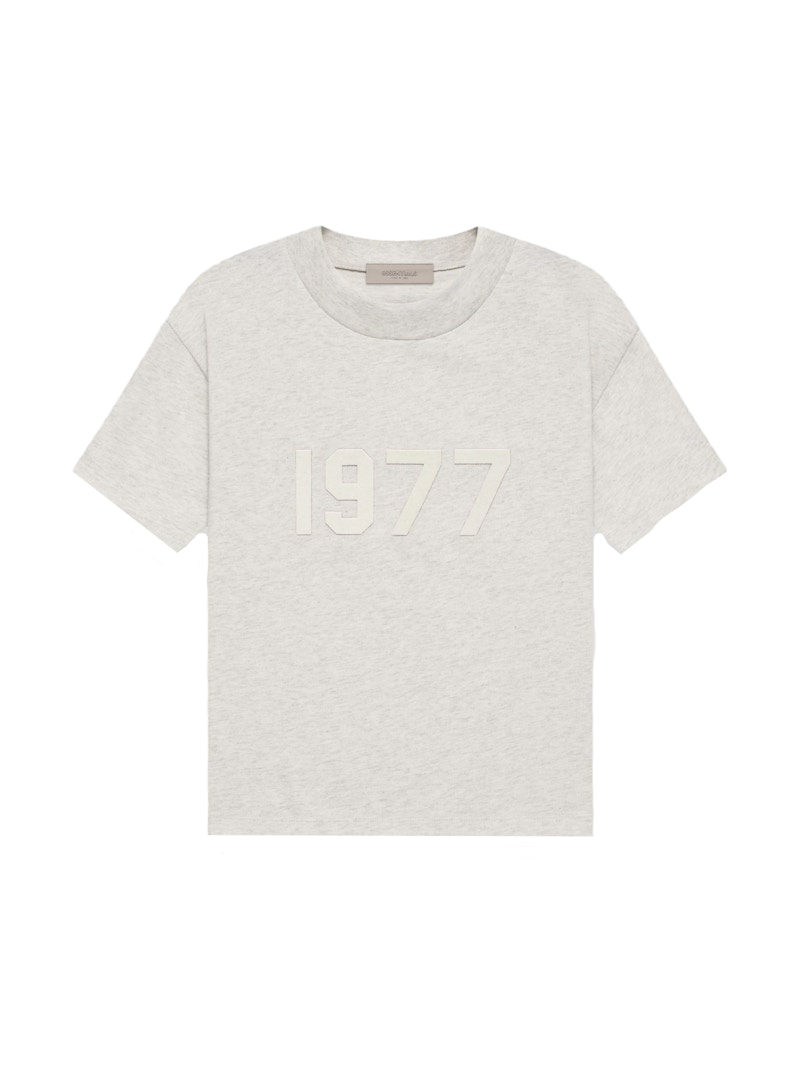 人気の店FOG fear of god 1977 Tシャツ ESSENTIALS Tシャツ/カットソー(半袖/袖なし)