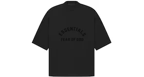 Camiseta Fear of God Essentials en negro