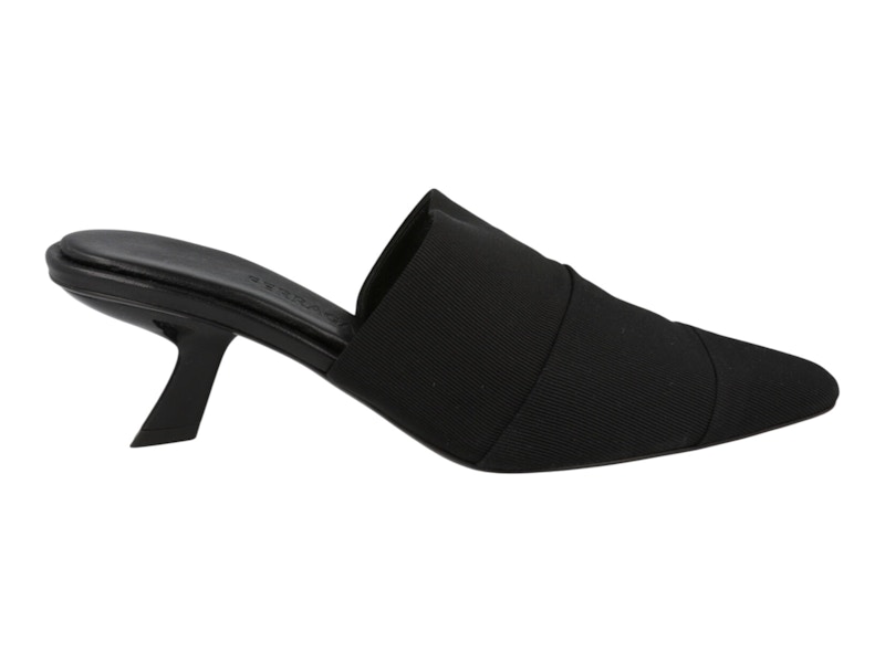 Pre-owned Ferragamo Algedi 55 Leather Mules (women's) Sneakers In Black