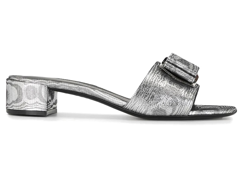 サンダル・ミュール FERRAGAMO SS25 (781252 01J740001) 楽天市場】Salvatore Ferragamo サルヴァトーレフェラガモ Mule