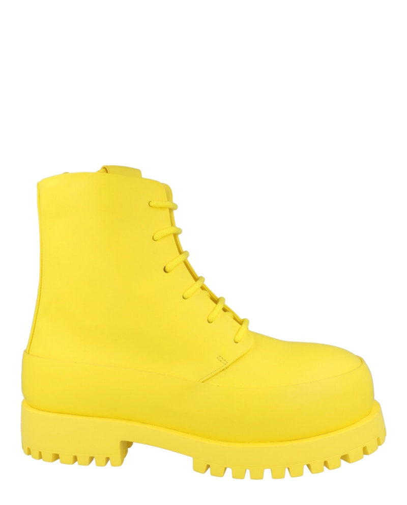 Pre-owned Ferragamo Men's Fede Leather Combat Boots Sneakers In Yellow