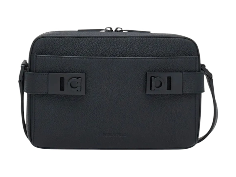Pre-owned Ferragamo Men's  Gancini Buckle Embellished Leather Shoulder Bag In Black