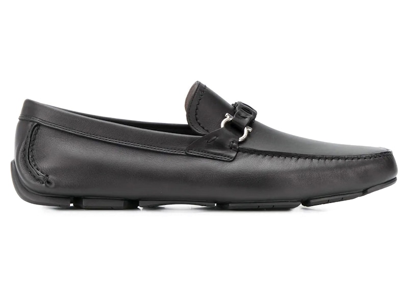 Ferragamo Gancini Leather Loafers Black メンズ