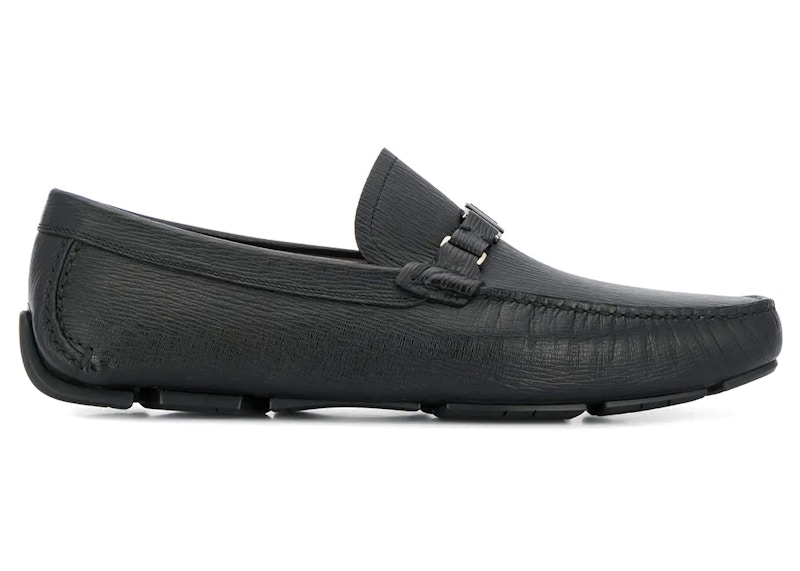 Pre-owned Ferragamo Men's  Vara Buckle Driving Sneakers Sneakers In Black