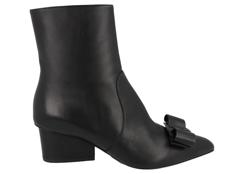 Ferragamo Vince Leather Booties (Women's) Sneakers in Black