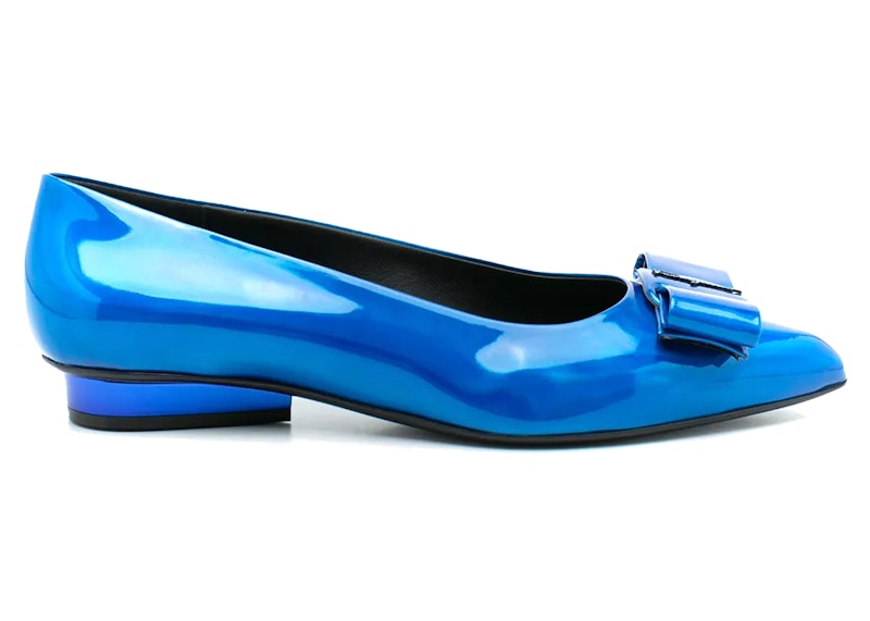 Pre-owned Ferragamo Viva Ballet Flat Sneakers (women's) Sneakers In Blue