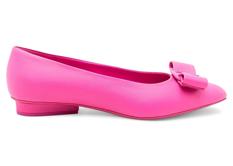 VIVA Salvatore Ferragamo ピンク リボン付き　24.5 Ferragamo Viva Bow-Detail Leather Ballerina Shoes Pink