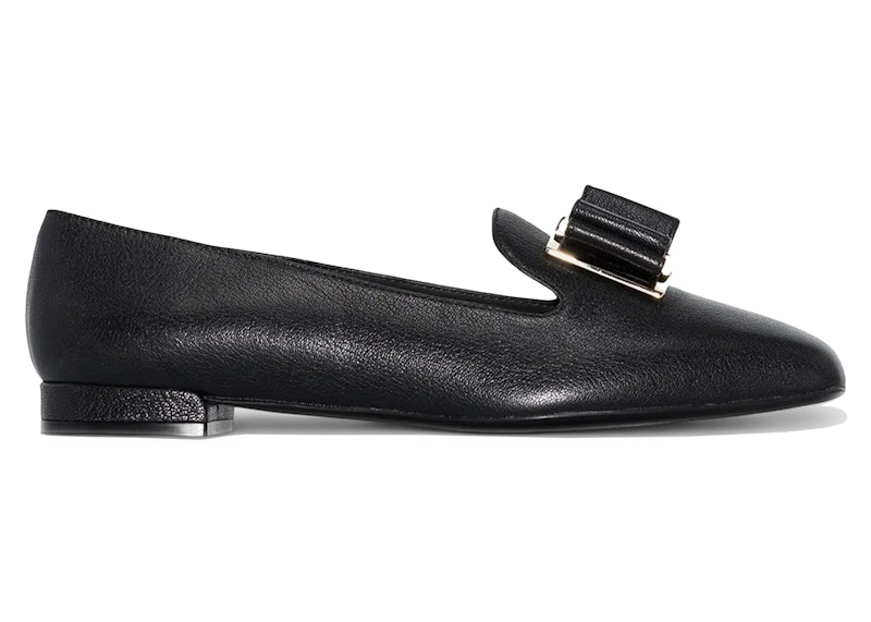 Pre-owned Ferragamo Zaneta Doublebow Moccasins (women's) Sneakers In Black