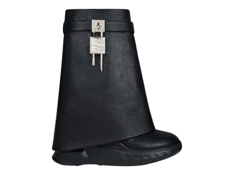【GIVENCHY】ジバンシー Shark Lock ankle boots アンクルブーツ Givenchy Shark Lock Ankle Boots in Leather | Saks Fifth Avenue