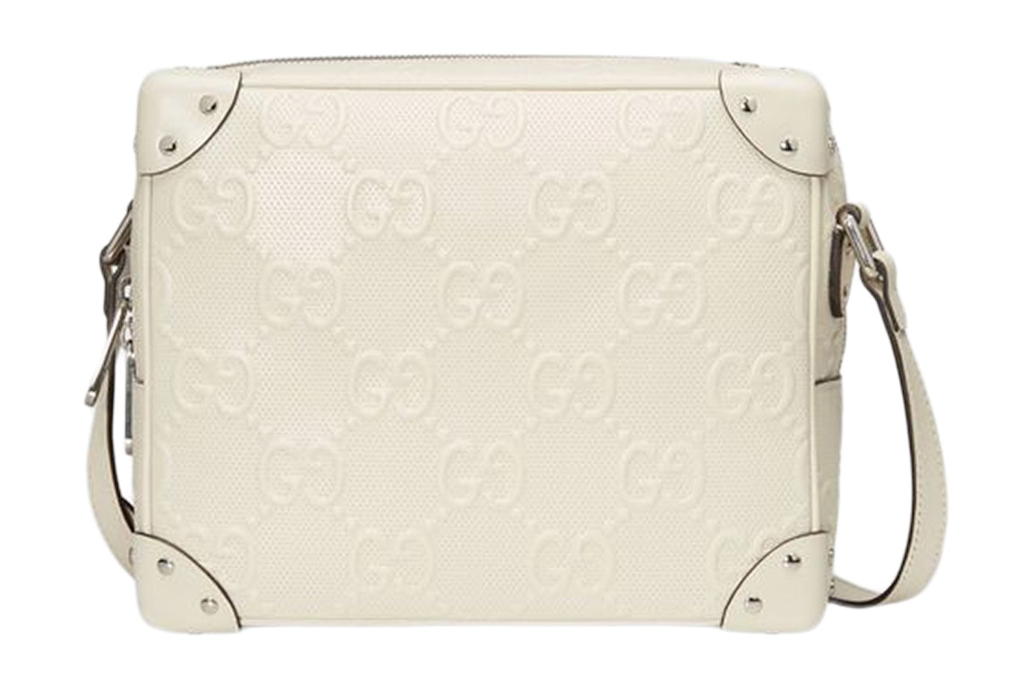 Pre-owned Gucci Gg Embossed Shoulder Bag White