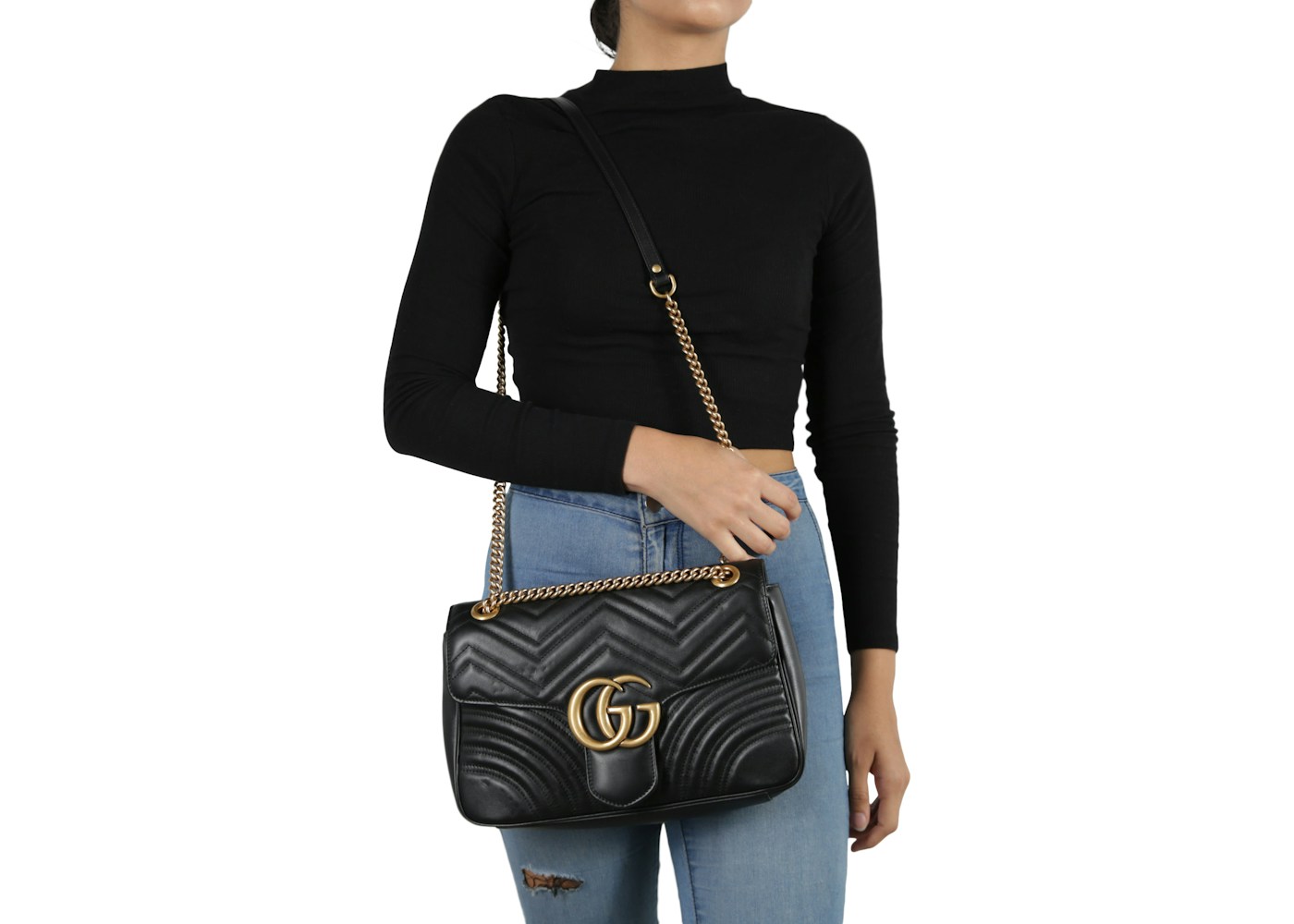 Gucci  GG Marmont  Shoulder Bag Matelasse Medium  Black  Gucci  GG Marmont  Shoulder Bag Matelasse Medium  Black