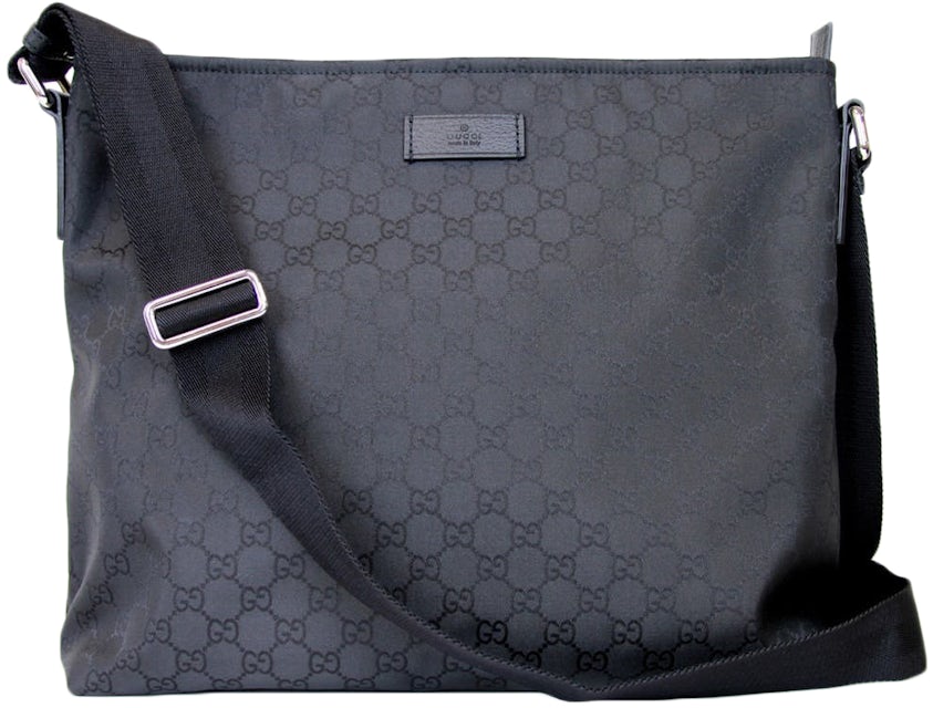 Gucci Leather Monogram Messenger Bag Black ref.655803 - Joli Closet