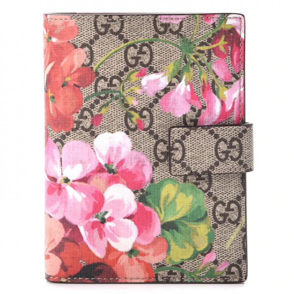 Gucci Passport Case Monogram GG Supreme Blooms Print Antique Rose in Coated  Canvas - US