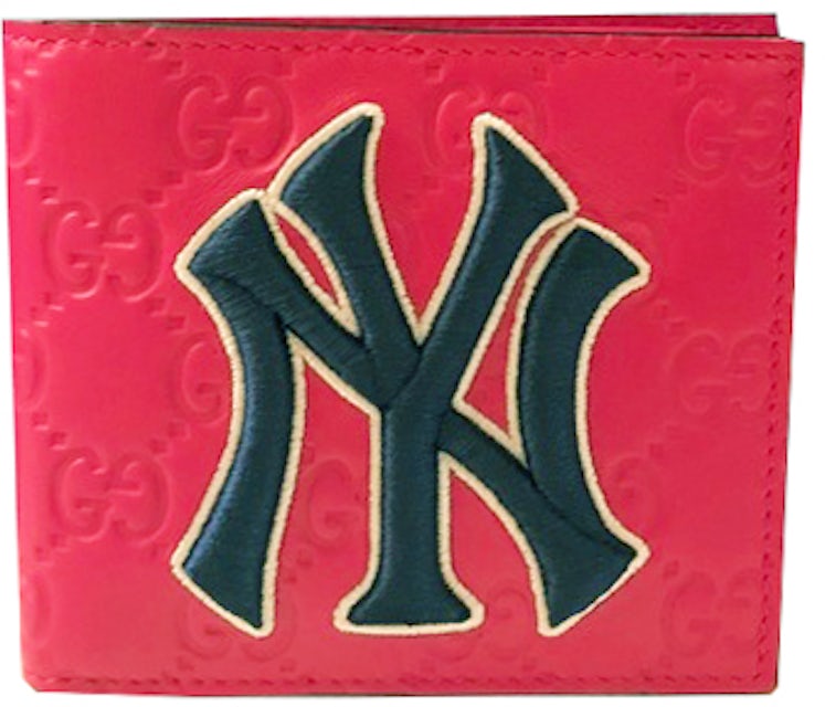 MLB NY Yankees Patches Zip Around Wallet