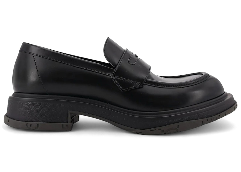 Men's Gucci Tonal Logo Loafers Sneakers in Black
