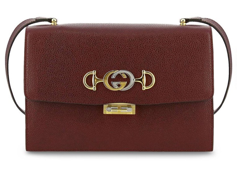 Gucci zumi grainy leather best sale small top handle bag