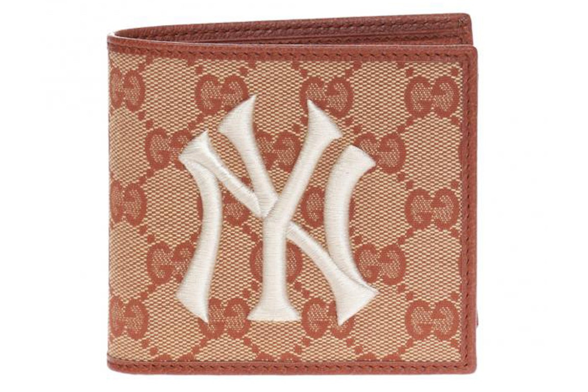 Pre-owned Gucci X Mlb New York Yankees Patch Gg Wallet Beige/brick Red
