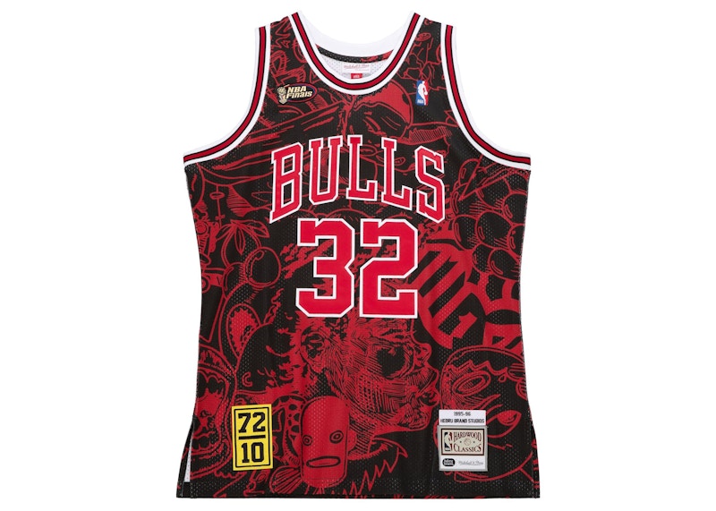 BAPE x Mitchell & Ness Bulls ABC Basketball Swingman Jersey Red