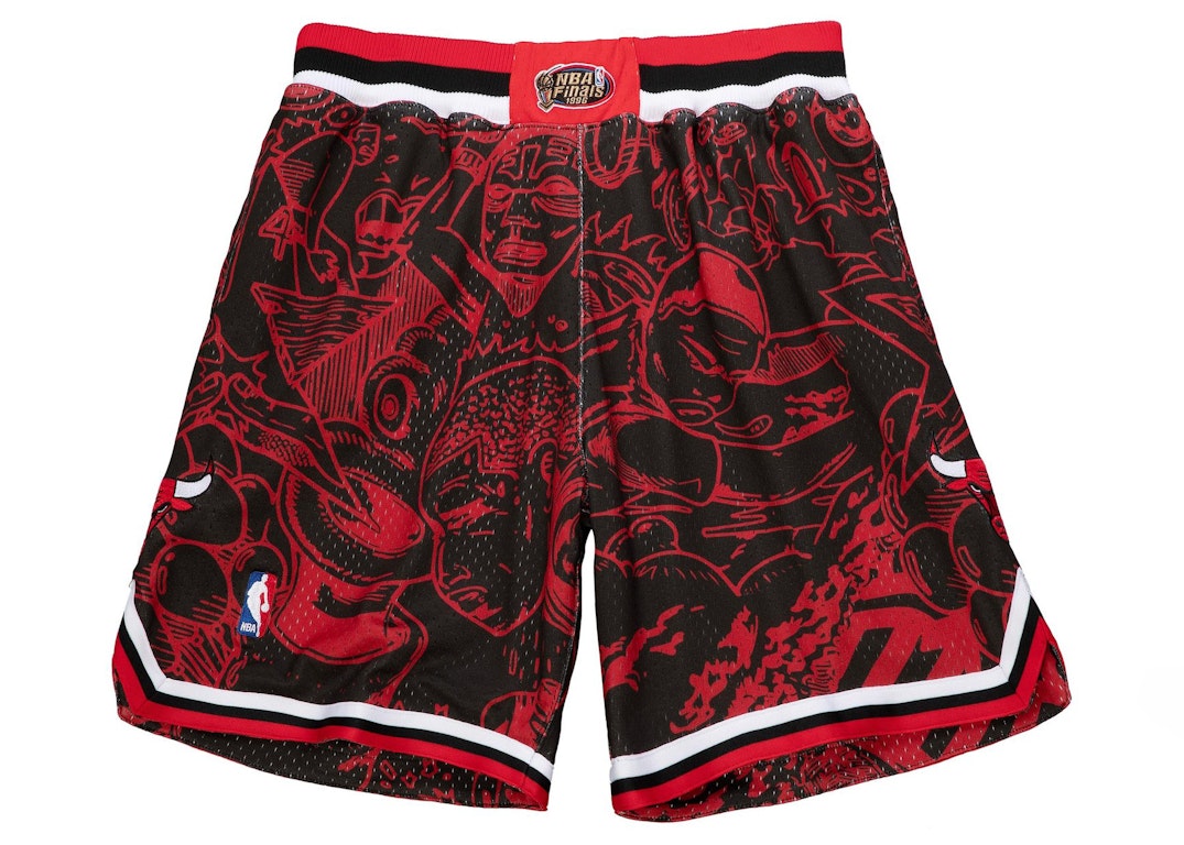 Pre-owned Hebru Brantley X Mitchell & Ness Chicago Bulls Shorts Red/black
