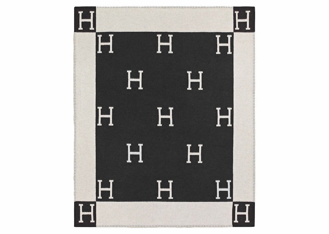 Pre-owned Hermes Avalon Throw Blanket Ecru/gris Fonce