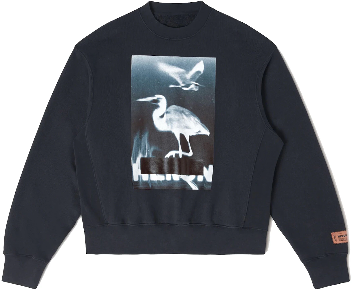 ⑅୨୧ 190216 ୨୧⑅* ICN #BLACKPINK #ROSÉ ⠀ brand - HERON PRESTON spots cropped  sweater brand - LOUIS VUITTON …