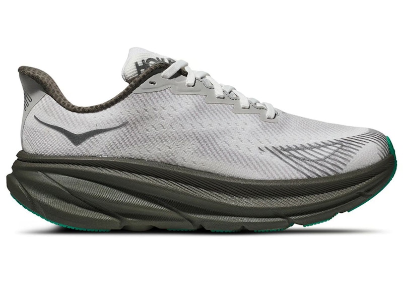 Hoka One One Clifton 9 Gore-Tex Stealth Tech Pack