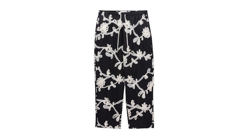 Men's Honor The Gift Floral Ribbon Ankle Pant in Black