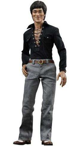 Hot Toys Bruce Lee Bruce Lee in Casual Wear Collectible Figure