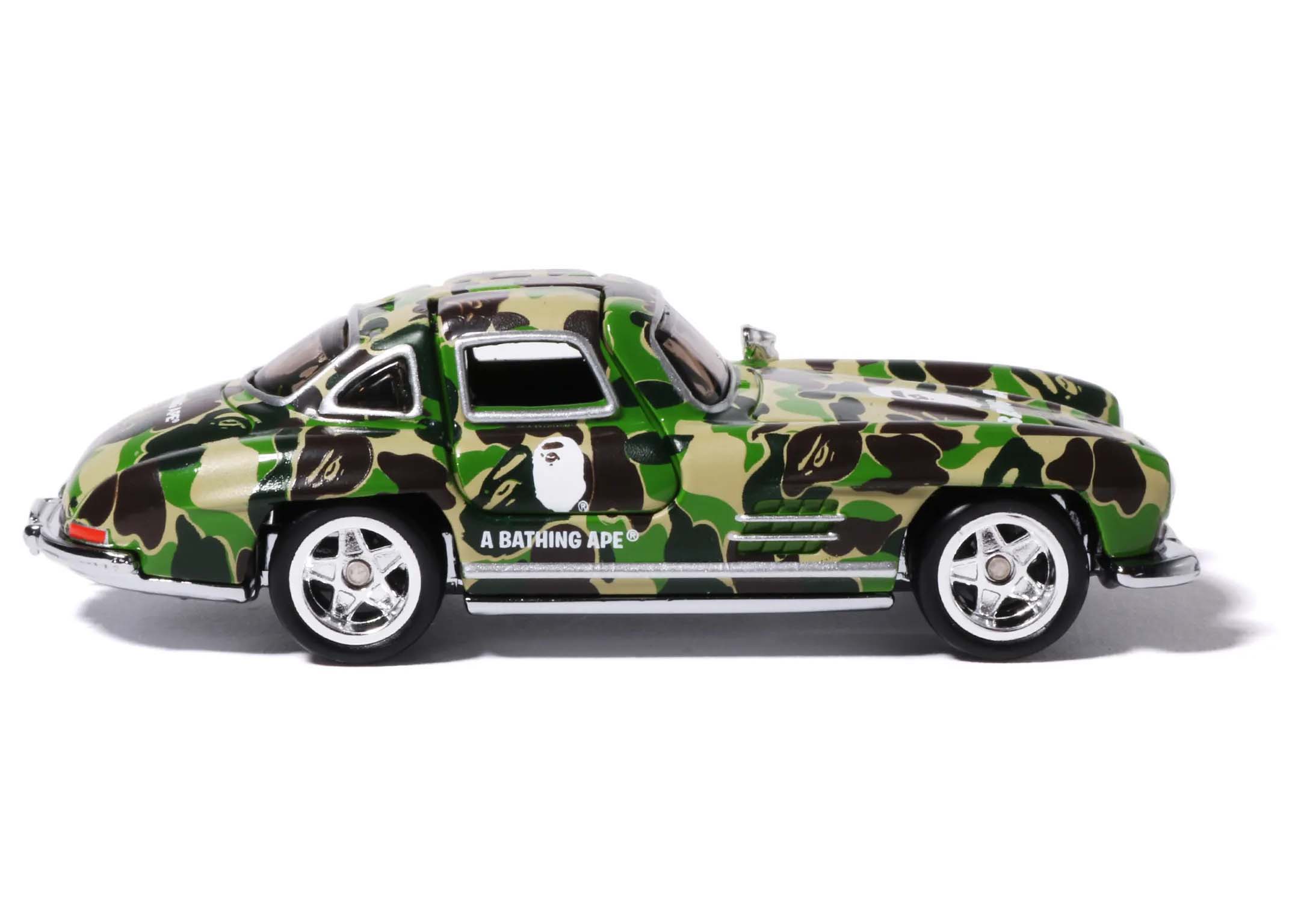 Hot Wheels x BAPE 1955 Mercedes-Benz 300 SL Camo - SS22 - JP