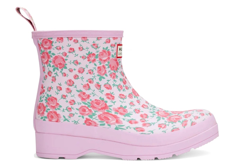Pre-owned Hunter Play Short Rain Boots Loveshackfancy Pink Floral Print (women's) Sneakers In Rose Heart