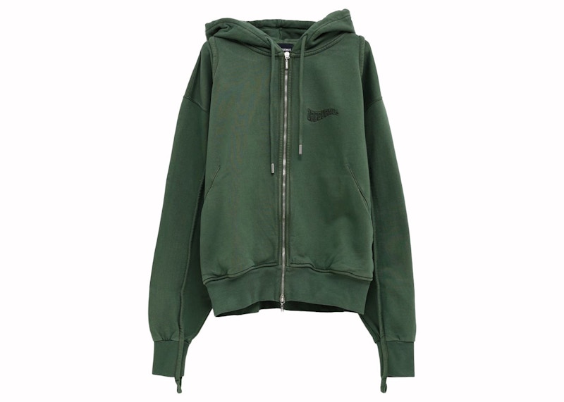 Jacquemus-Le-Sweater-Camargue- 