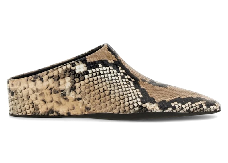 【送料&関税込】Jil Sander Beige Crochet Slippers AGL - Crochet Golden Block Heel Sandal, 50mm | Mitchell Stores