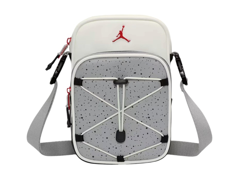 NIKE JORDAN JAM MONOGRAM SLING BAG WHITE 国内発送 Jordan Monogram Sling Bag | Champs Sports