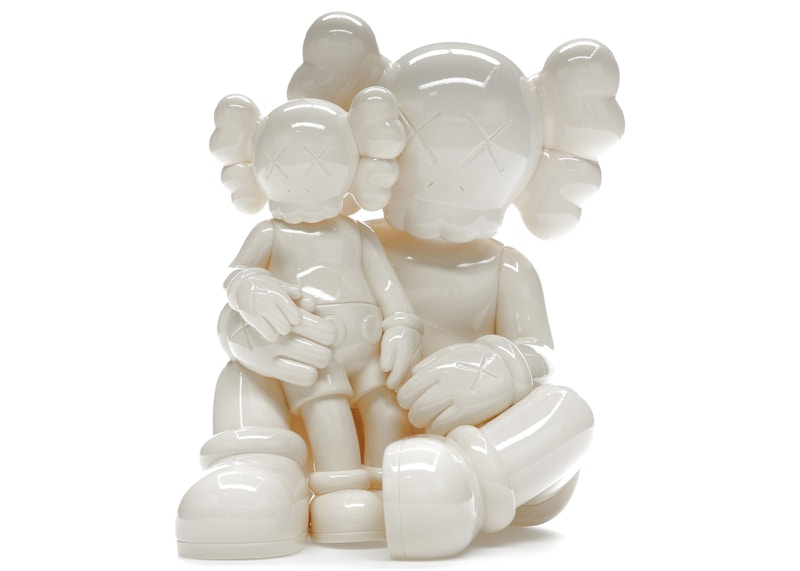 KAWS HOLIDAY CHANGBAI MOUNTAIN FIGURE