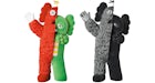 Set de figuras de vinilo KAWS KACHAMUKKU en verde/rojo y negro