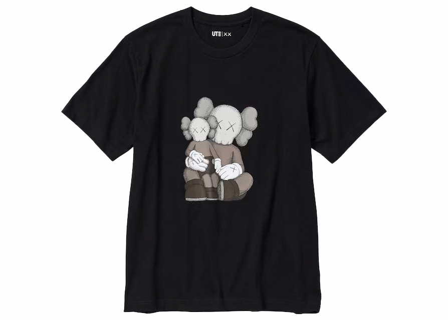 KAWS x Uniqlo UT Short Sleeve Graphic T-shirt (Asia Sizing) Black ...