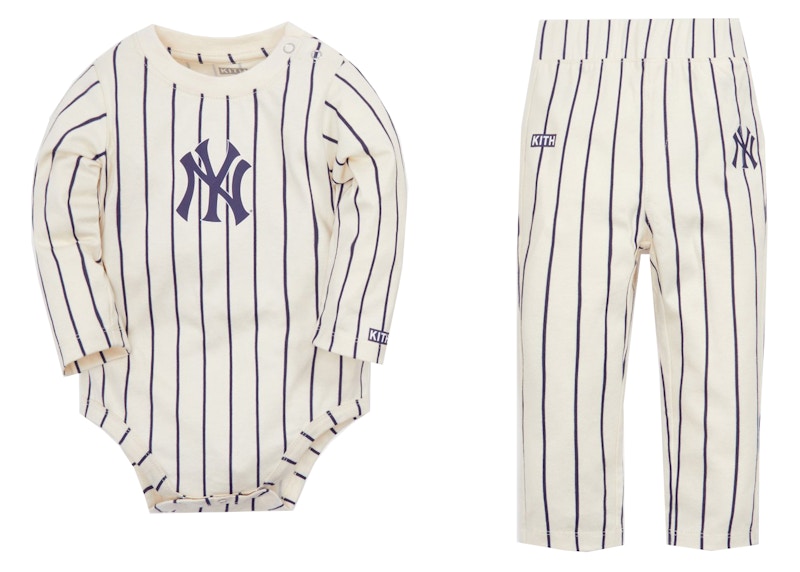 Kith Kids Baby & MLB for New York Yankees Gift Set Sandrift Kids 