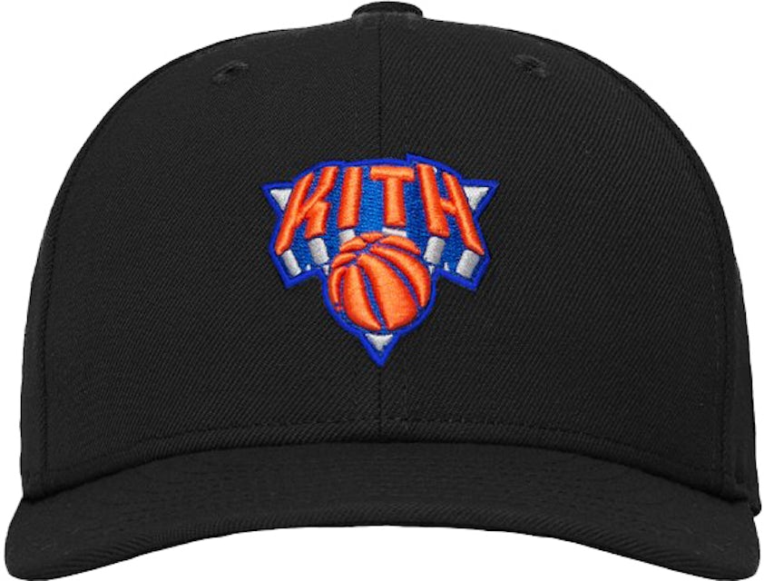 New York Knicks hat on sale in the NBA store in Manhattan Stock