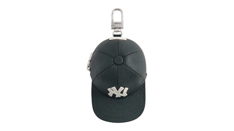 Kith x New York Yankees Baseball Cap Leather Pouch Stadium