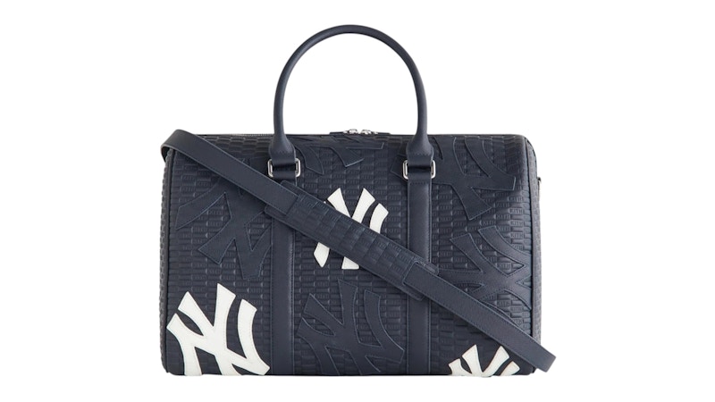 Kith x New York Yankees Traveler K40 Bag Nocturnal Men's FW25 US