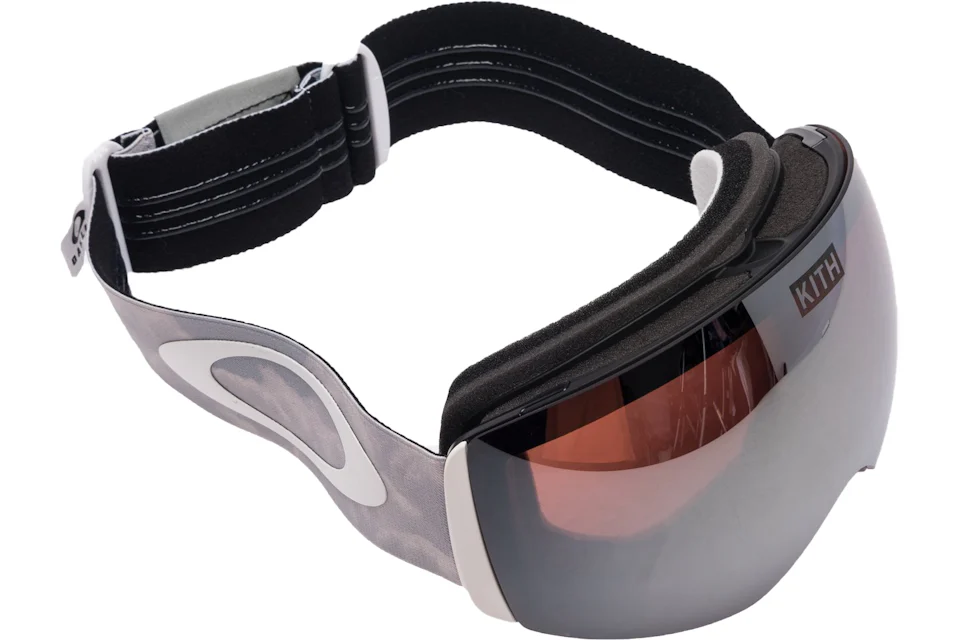 Kith x Oakley Flight Deck Goggles Silver