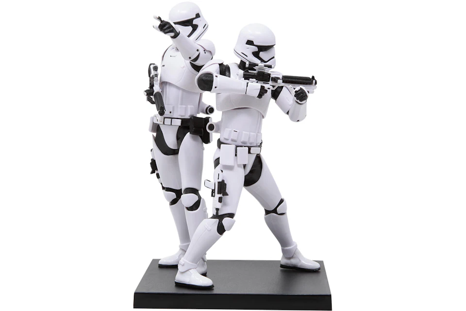 Kotobukiya ARTFX+ Star Wars The Force Awakens First Order Stormtrooper Two Pack Figure White