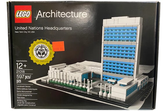 LEGO Architecture Le Siège des Nations Unies 21018