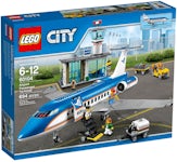 Passenger Airplane 60262 | City | Buy online at the Official LEGO® Shop US