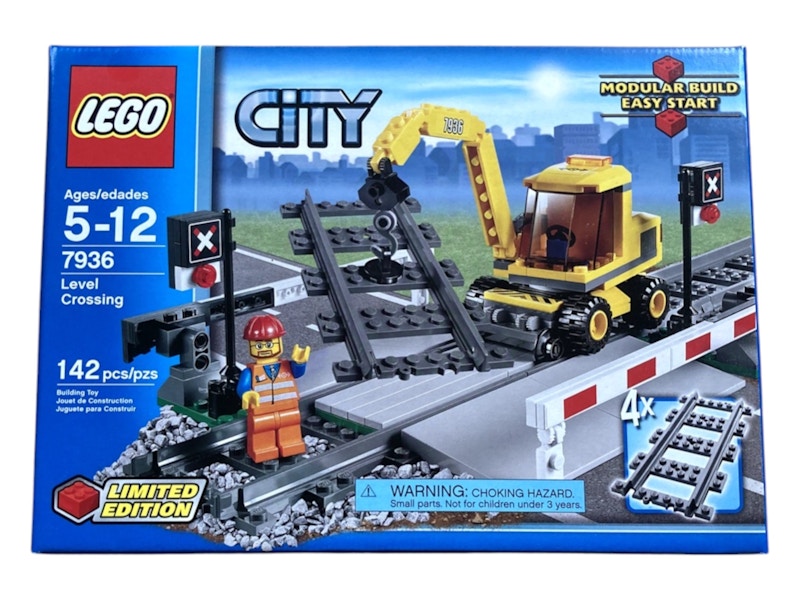 LEGO City Level Crossing Set 7936