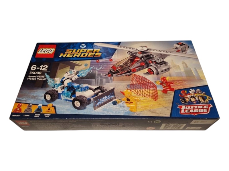 LEGO-DC-Comics-Super-Heroes-