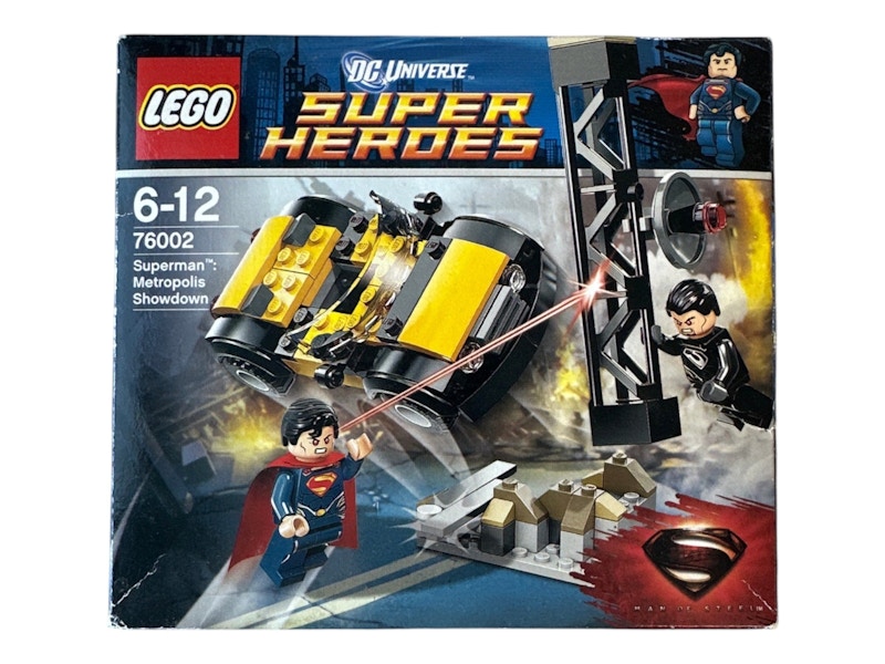 LEGO DC Universe Super Heroes Superman: Metropolis Showdown Set 76002