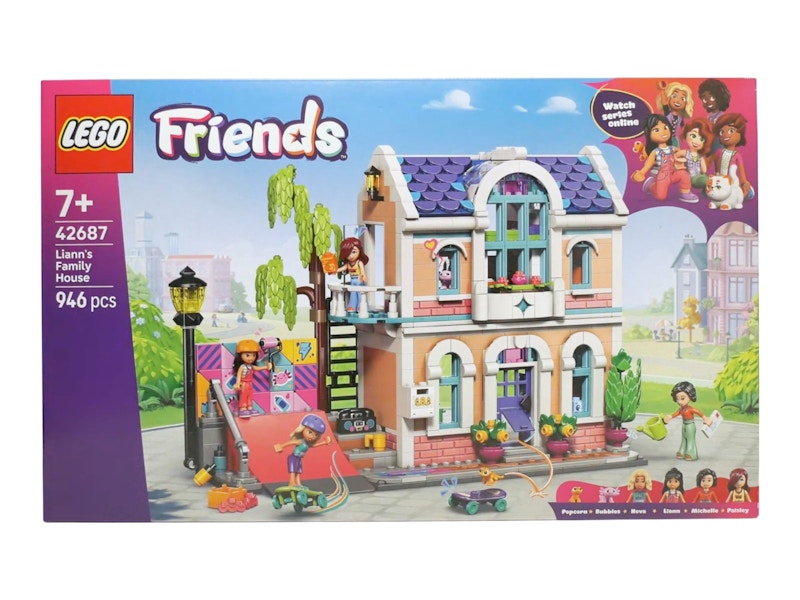 LEGO Friends Horse Stable and Riding Academy Set 42688