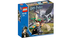 LEGO Harry Potter Draco's Encounter With Buckbeak Set 4750