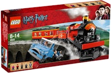 LEGO Harry Potter 76423 Hogwarts Express Train Set w/Hogsmeade